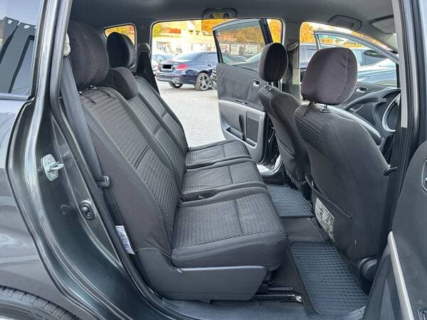 Toyota Corolla Verso 2009 — Миниатюра 18