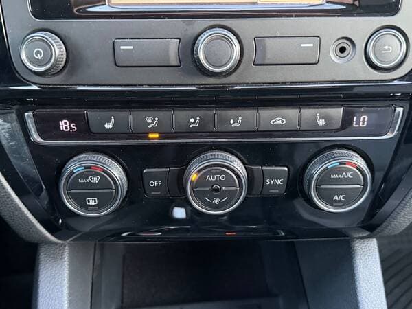2015 Volkswagen Jetta — Miniatură 15