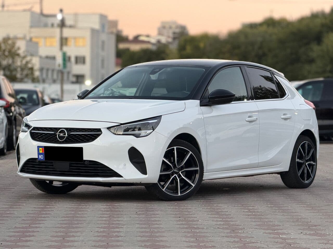 2021 Opel Corsa — Foto 1
