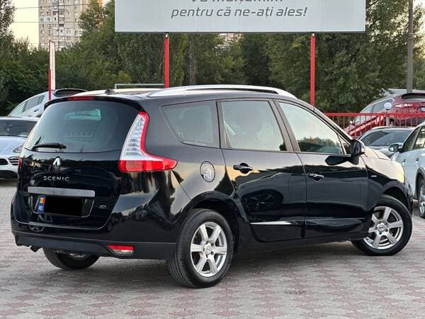 2016 Renault Scenic — Miniatură 3