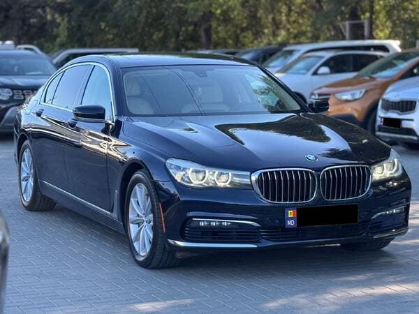 2016 BMW 740 — Miniatură 2