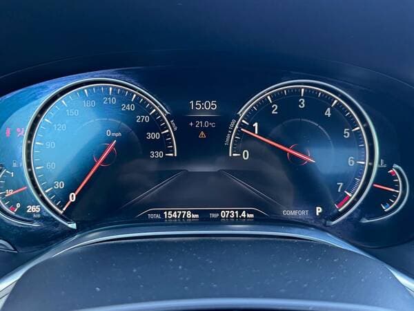 2016 BMW 740 — Miniatură 10