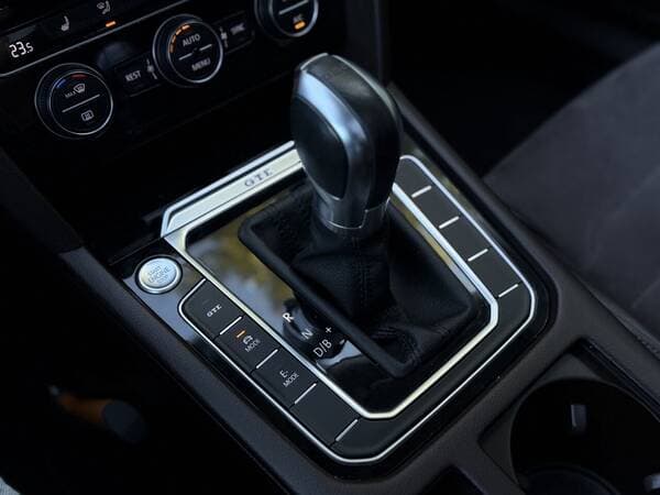 Volkswagen Passat 2015 — Миниатюра 12