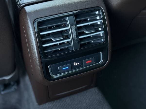 Volkswagen Passat 2015 — Миниатюра 18