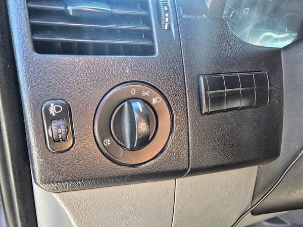 Mercedes Sprinter 2011 — Миниатюра 10