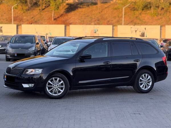 2016 Skoda Octavia — Miniatură 2