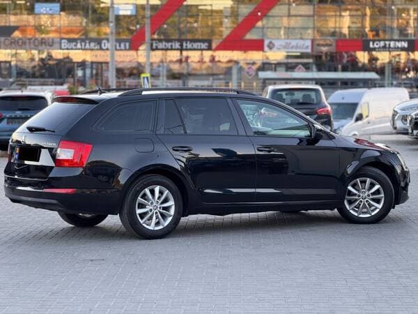 2016 Skoda Octavia — Miniatură 3