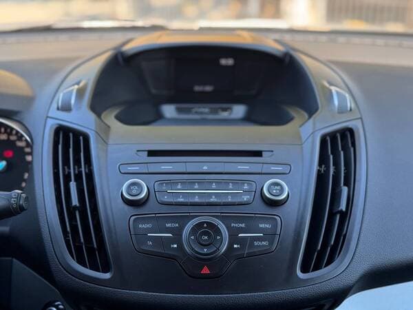 Ford Kuga 2017 — Миниатюра 9