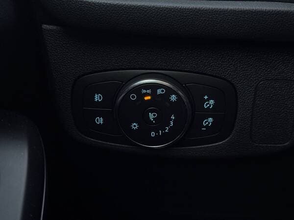 Ford Focus 2022 — Миниатюра 16
