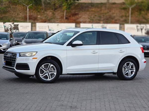 Audi Q5 2018 — Миниатюра 2