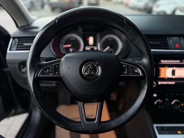 Skoda Octavia 2018 — Миниатюра 8