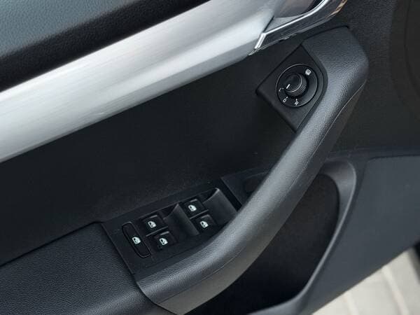 Skoda Octavia 2018 — Миниатюра 15