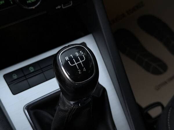 Skoda Octavia 2018 — Миниатюра 13