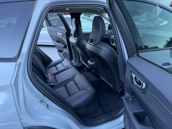2024 Volvo XC 60 — Miniatură 16
