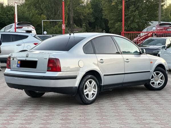 Volkswagen Passat 1998 — Миниатюра 3