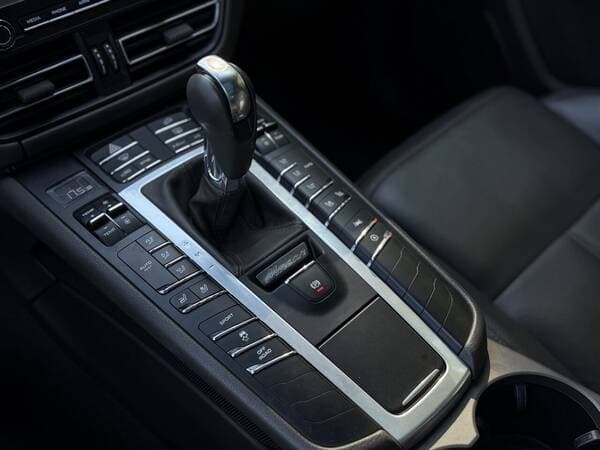 Porsche Macan 2020 — Миниатюра 14