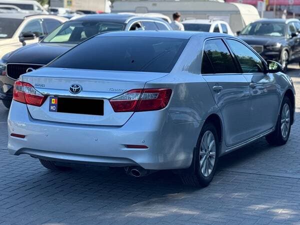 2012 Toyota Camry — Miniatură 4