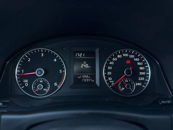 2010 Volkswagen Golf Plus — Miniatură 10
