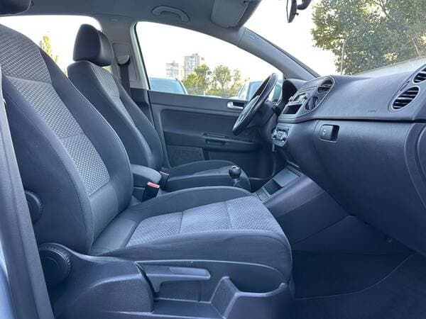 2010 Volkswagen Golf Plus — Miniatură 6