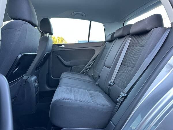 2010 Volkswagen Golf Plus — Miniatură 16