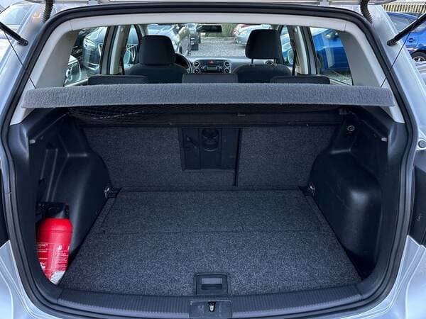 2010 Volkswagen Golf Plus — Miniatură 18