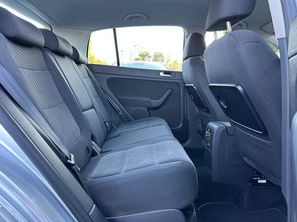 2010 Volkswagen Golf Plus — Miniatură 17
