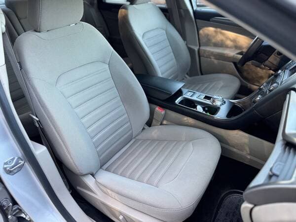 Ford Fusion 2018 — Миниатюра 6