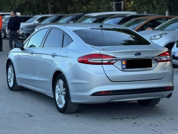 Ford Fusion 2018 — Миниатюра 4