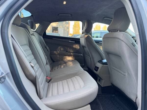 Ford Fusion 2018 — Миниатюра 15