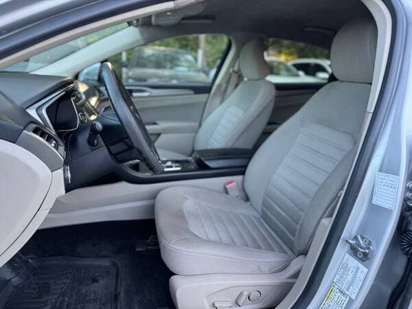Ford Fusion 2018 — Миниатюра 5