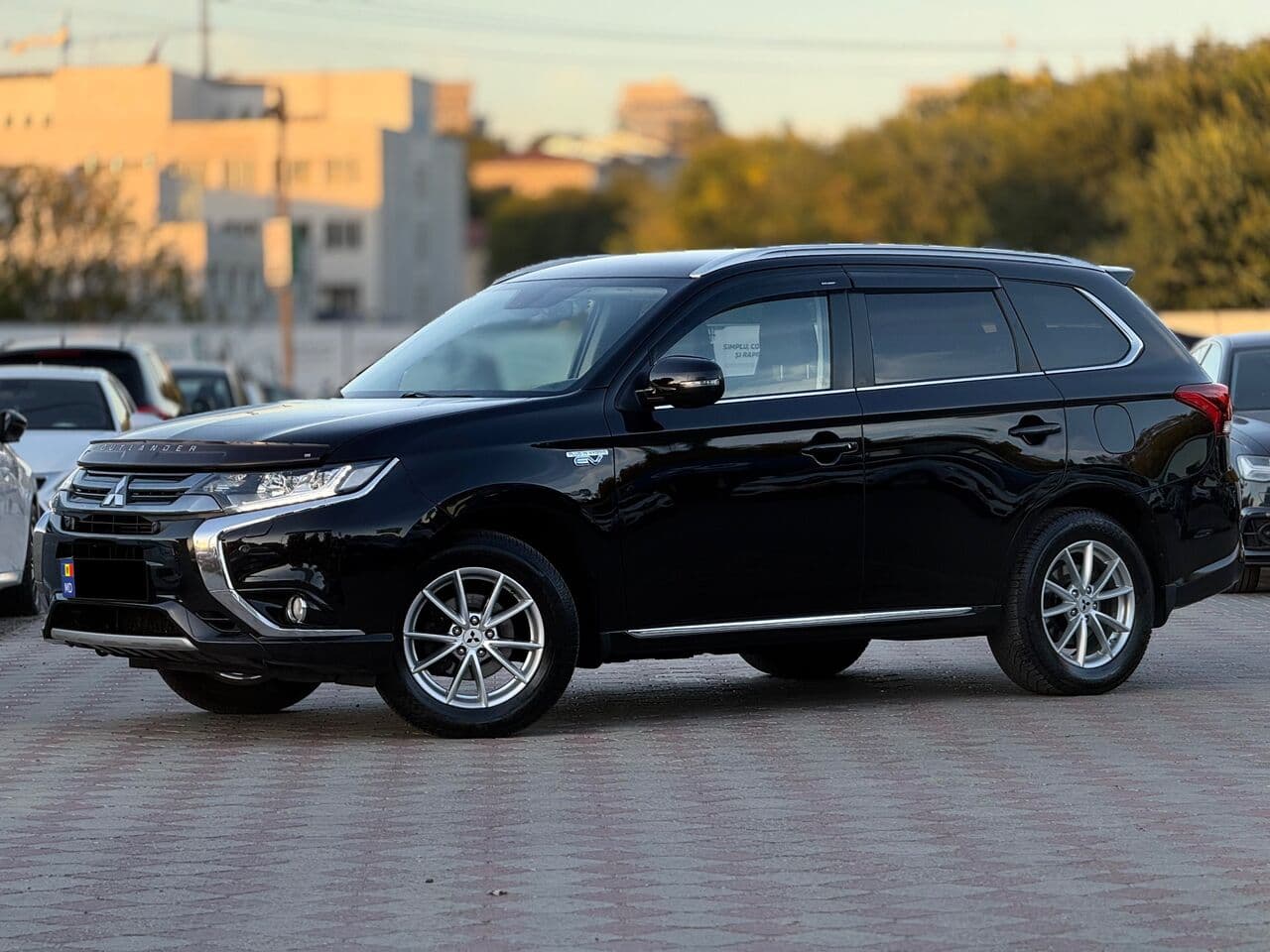 Mitsubishi Outlander 2015 — Фото 1