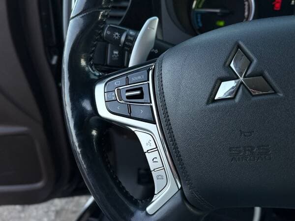 Mitsubishi Outlander 2015 — Миниатюра 10