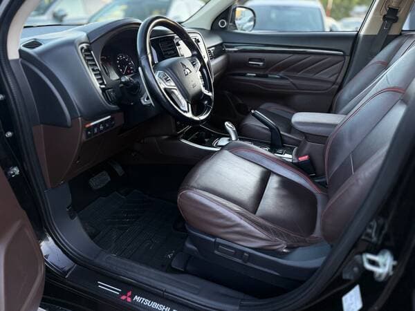 Mitsubishi Outlander 2015 — Миниатюра 5