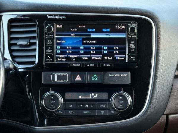 Mitsubishi Outlander 2015 — Миниатюра 13