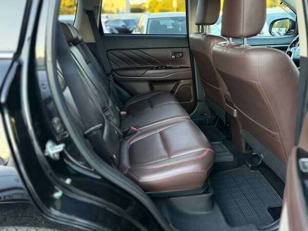 Mitsubishi Outlander 2015 — Миниатюра 18