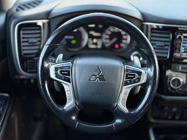 Mitsubishi Outlander 2015 — Миниатюра 8