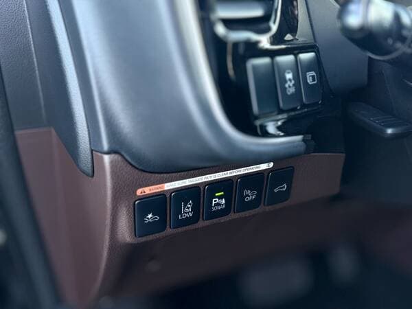 Mitsubishi Outlander 2015 — Миниатюра 16