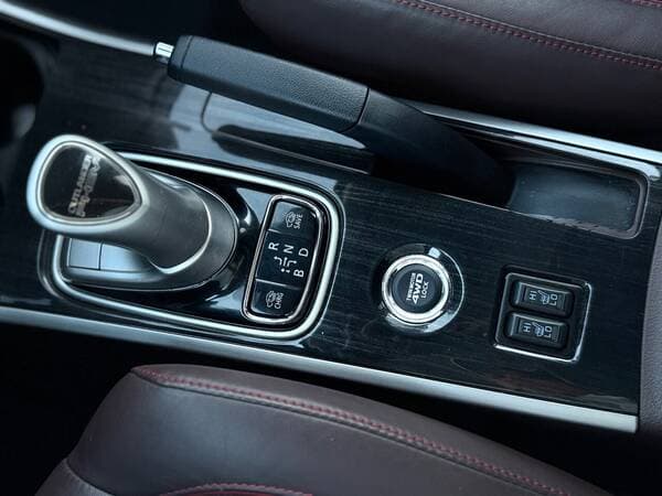 Mitsubishi Outlander 2015 — Миниатюра 14