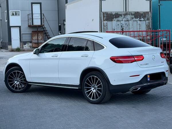 2018 Mercedes GLC 250d — Miniatură 4