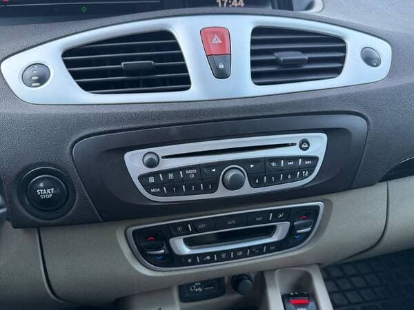 Renault Scenic 2009 — Миниатюра 11
