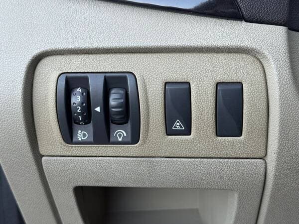 Renault Scenic 2009 — Миниатюра 12