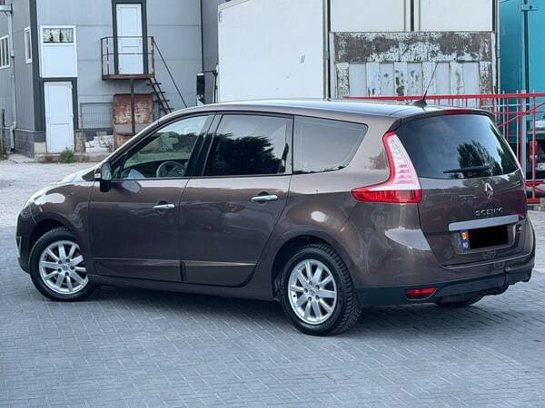 Renault Scenic 2009 — Миниатюра 4