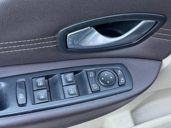 Renault Scenic 2009 — Миниатюра 13