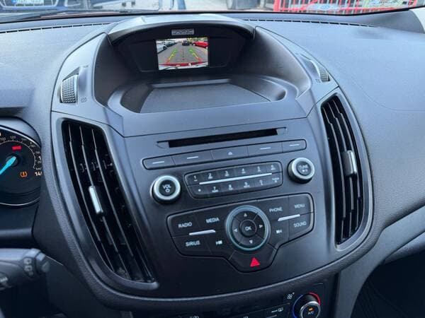 2017 Ford Escape — Miniatură 10