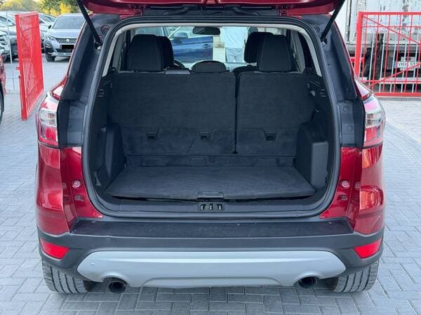 2017 Ford Escape — Miniatură 17