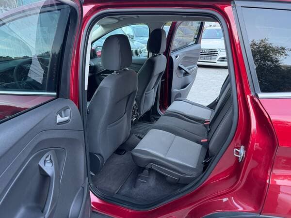 2017 Ford Escape — Miniatură 16