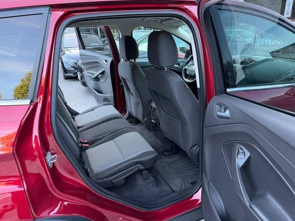 2017 Ford Escape — Miniatură 15