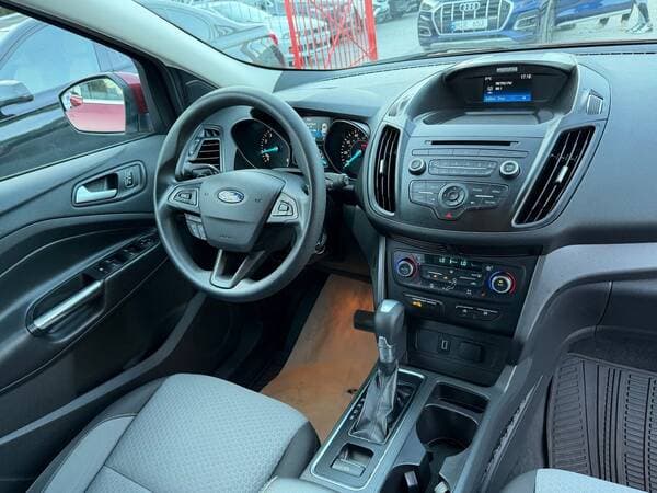 2017 Ford Escape — Miniatură 8