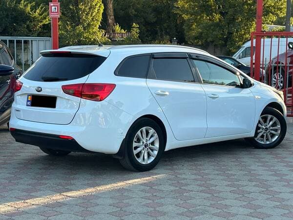 2018 Kia Ceed — Miniatură 4