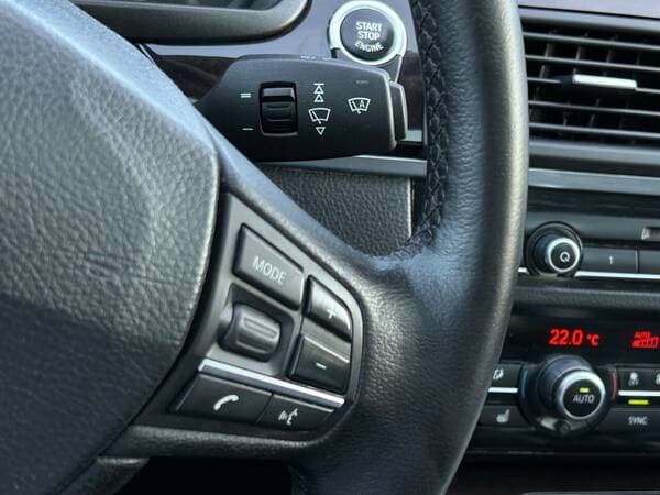 2013 BMW 528 — Miniatură 9
